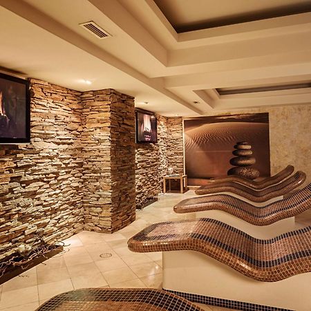Hilton Sibiu Hotel Bagian luar foto
