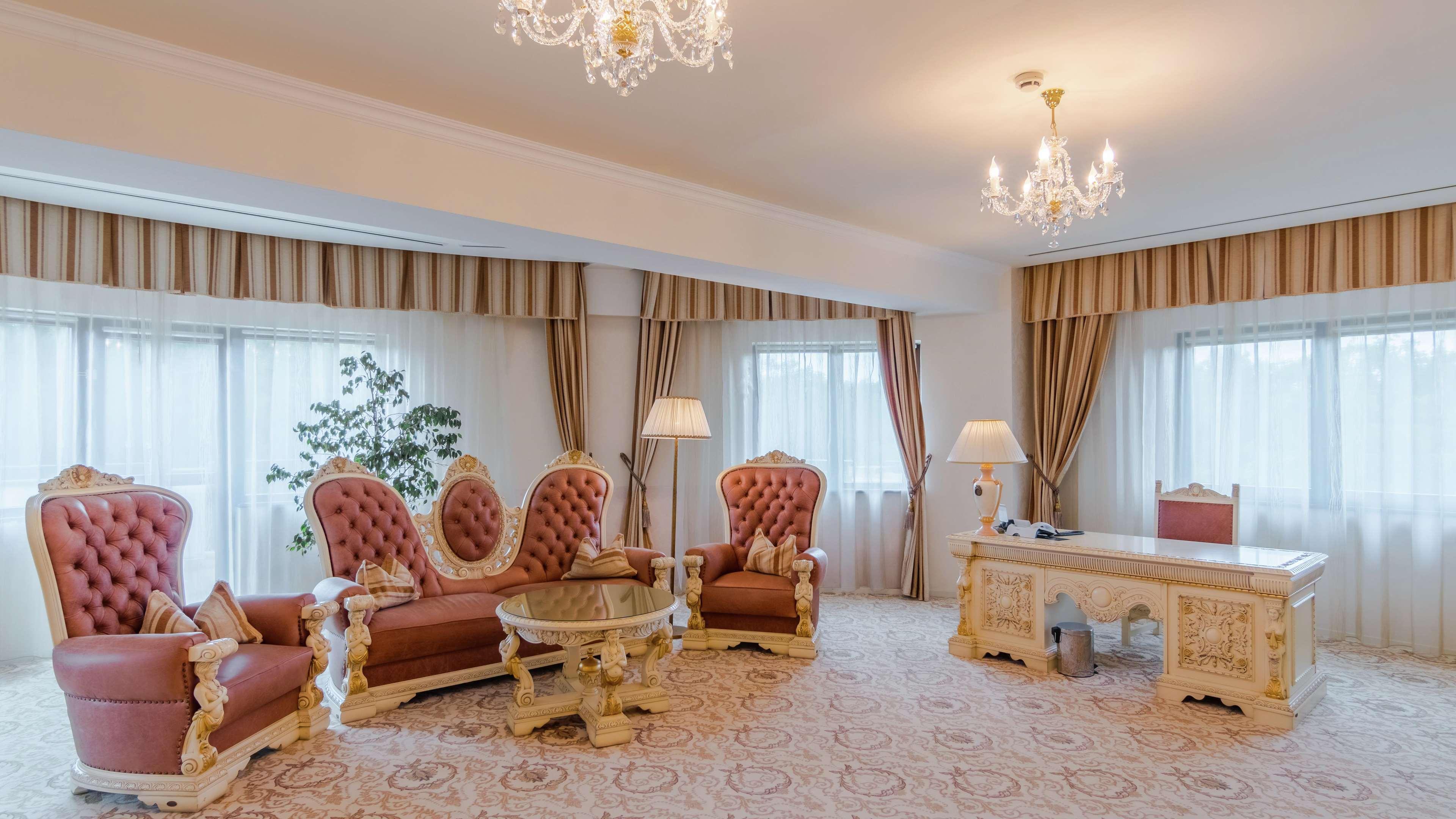 Hilton Sibiu Hotel Bagian luar foto