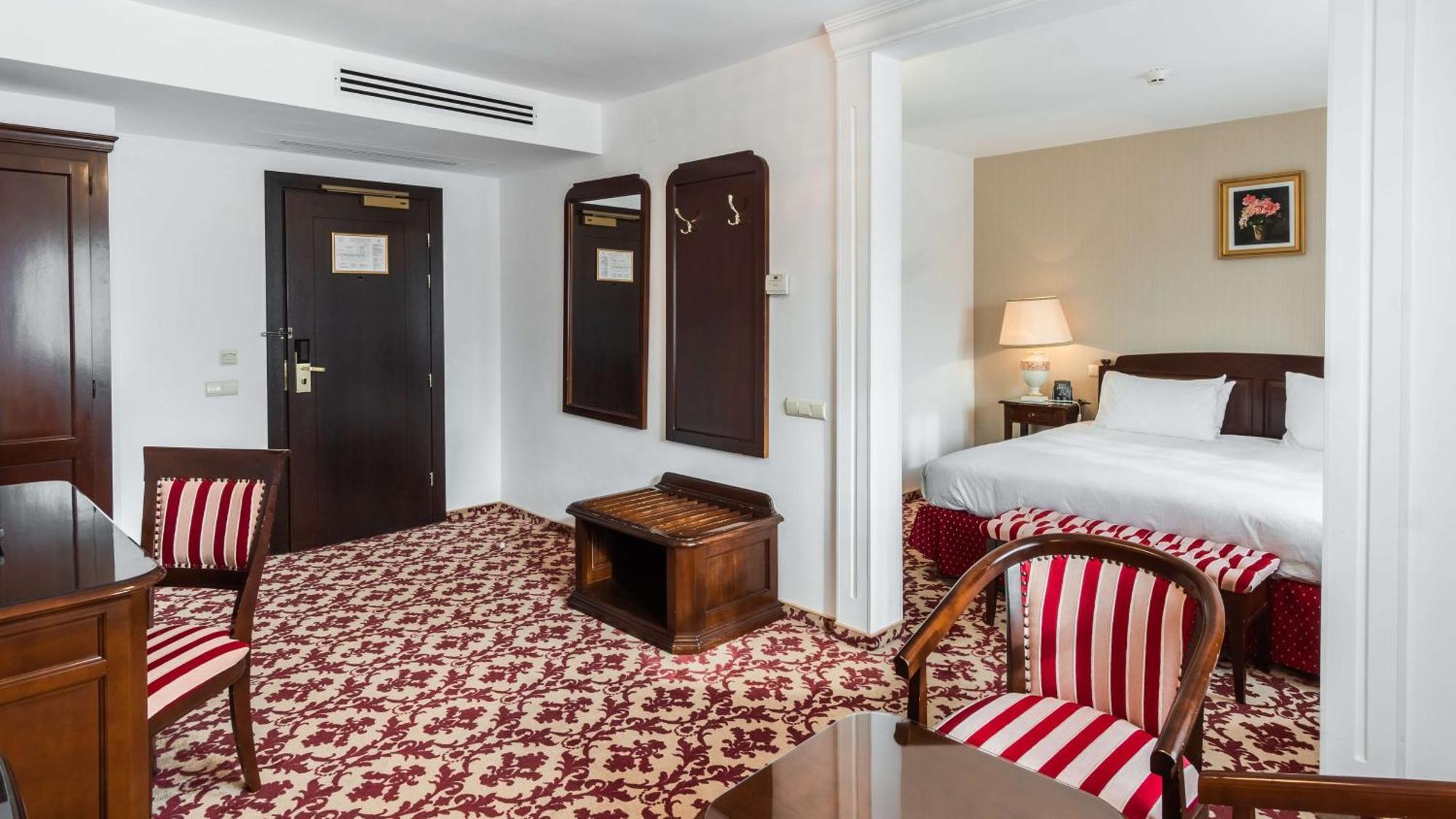 Hilton Sibiu Hotel Bagian luar foto