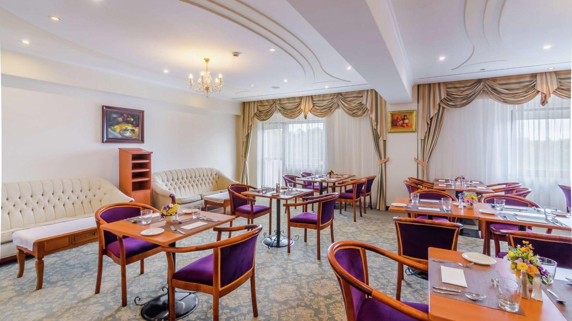 Hilton Sibiu Hotel Bagian luar foto