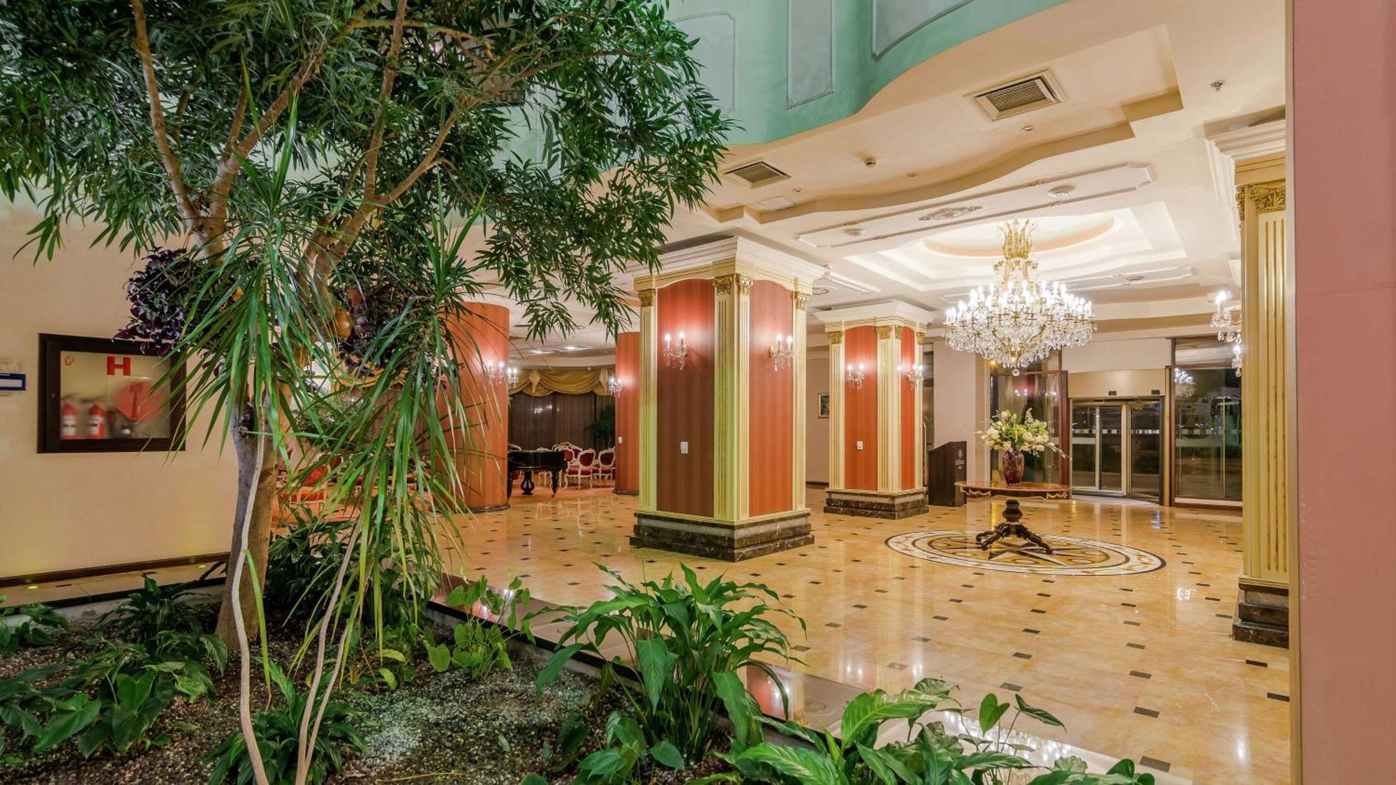 Hilton Sibiu Hotel Bagian luar foto