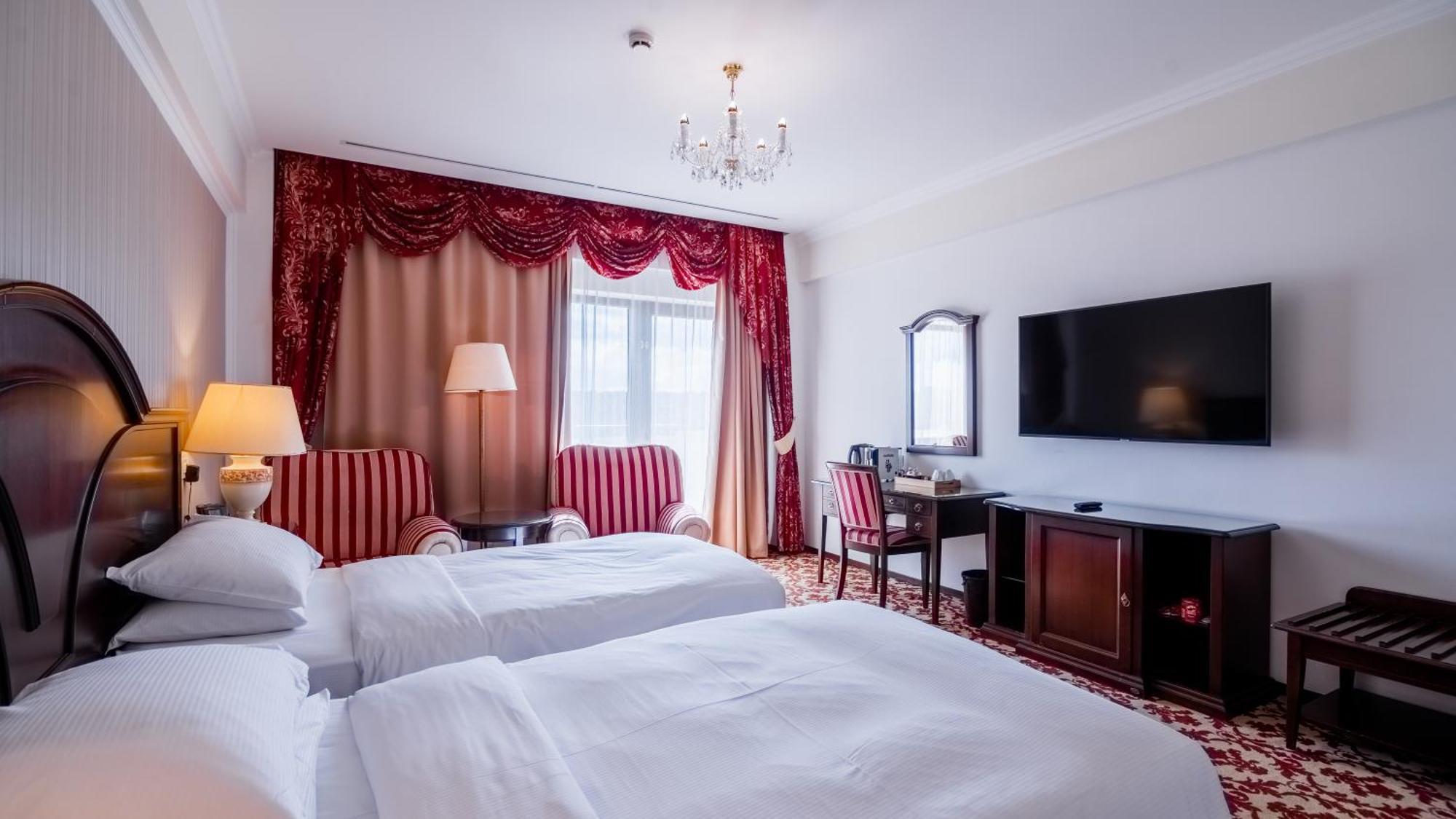 Hilton Sibiu Hotel Bagian luar foto