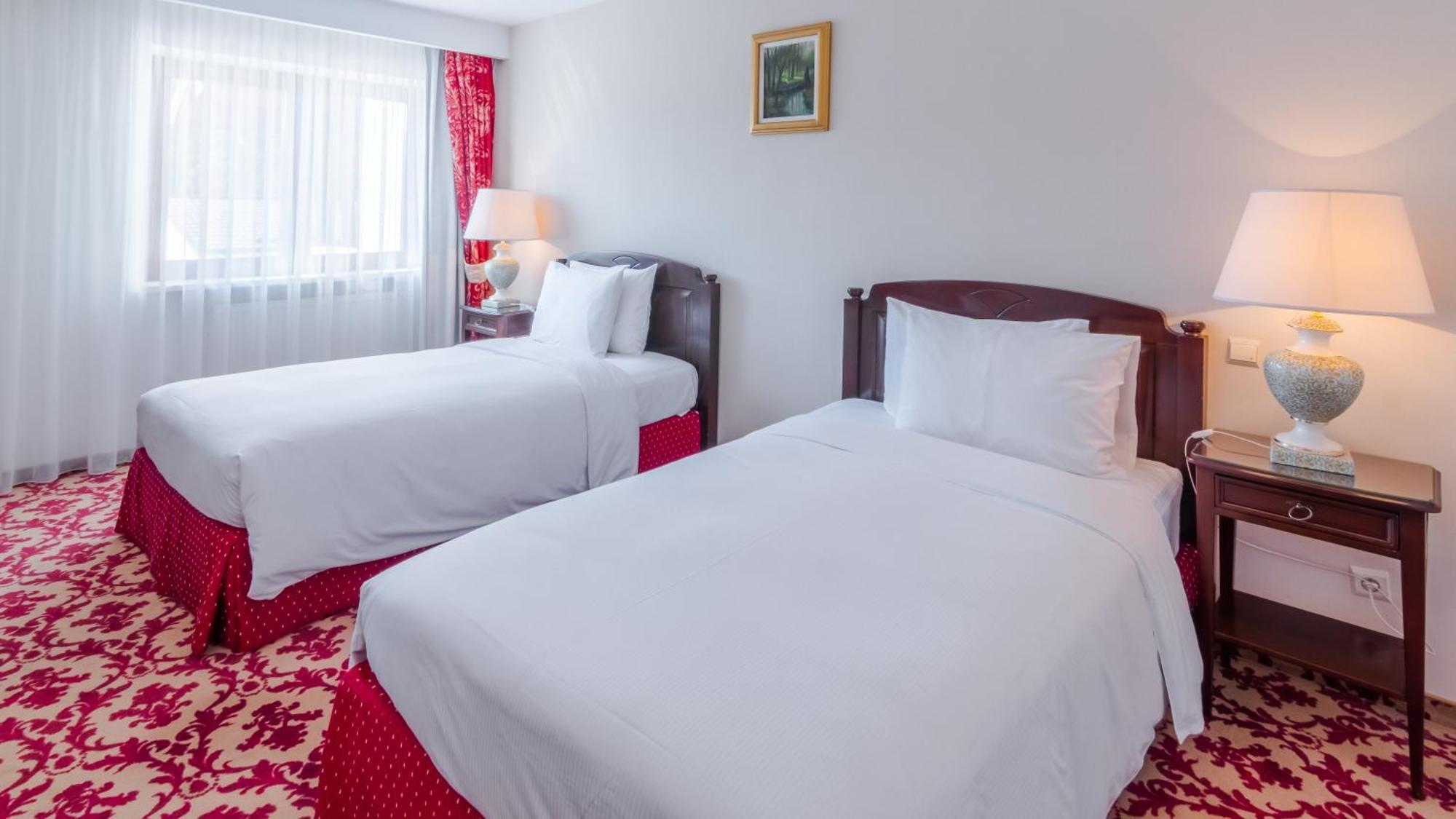 Hilton Sibiu Hotel Bagian luar foto