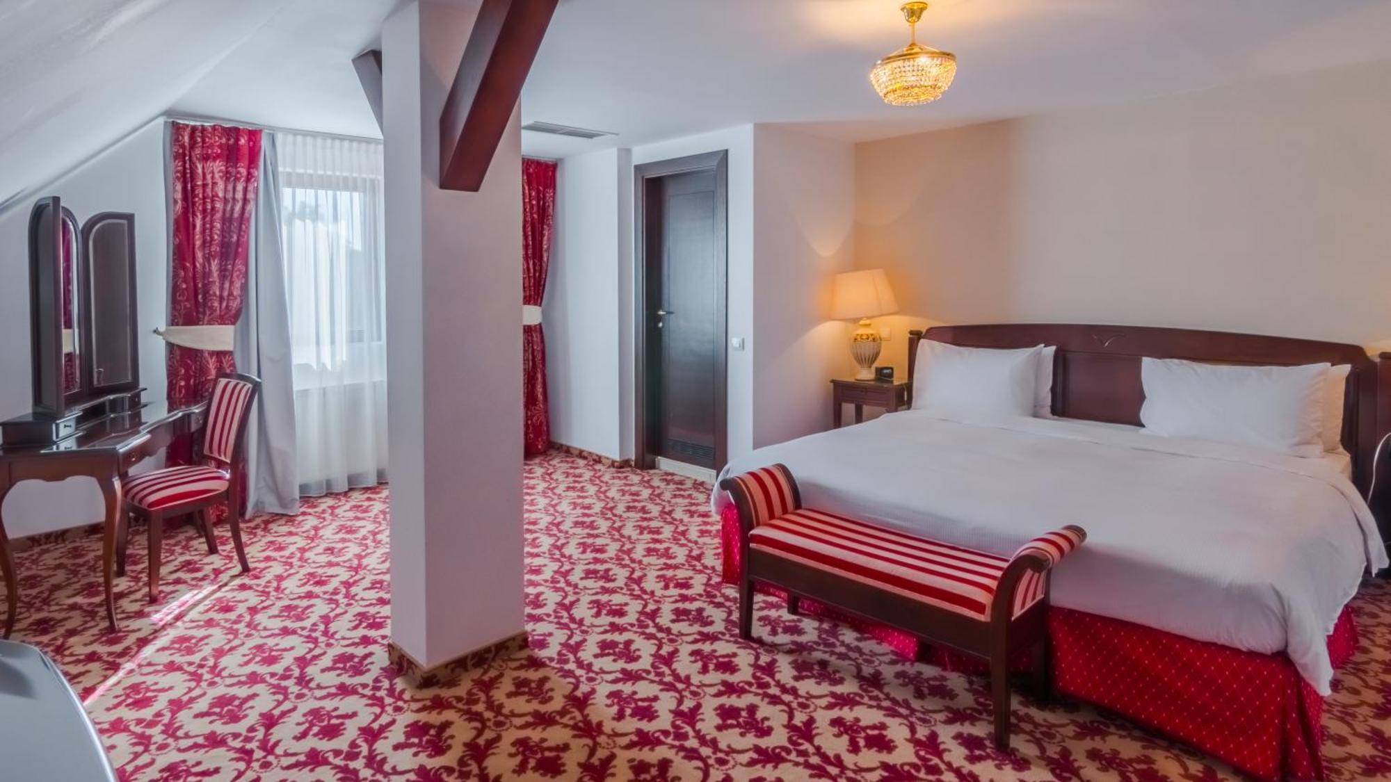 Hilton Sibiu Hotel Bagian luar foto